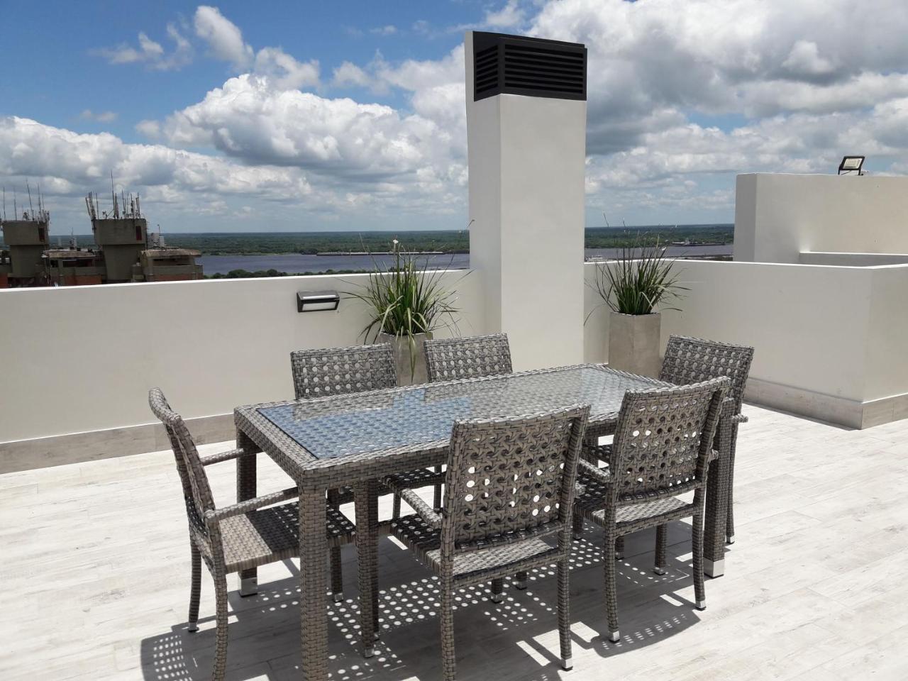 Centro De Asuncion Nuevo Apartamento, Comodo, Seguro, Piscina, Gimnasio Y Parking Kültér fotó